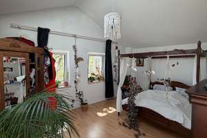 Charmante Altbau-Maisonettewohnung in direkter Rheinnähe – Krahnenstraße 1, 51063 Mülheim (Ortsteil), Köln – Vorschaubild 2