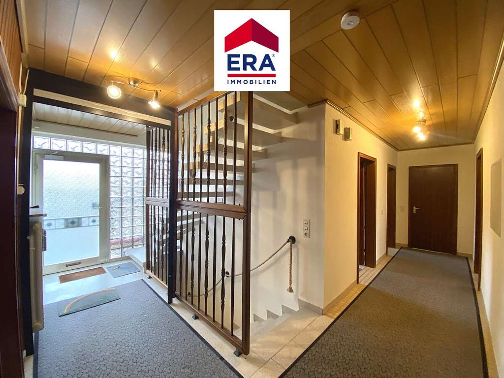 Immobilie in Großrosseln - EINFAMILIENHAUS MIT EINLIEGERWOHNUNG, RUHIGE LAGE, GROSSROSSELN/KARLSBRUNN - Bild 1