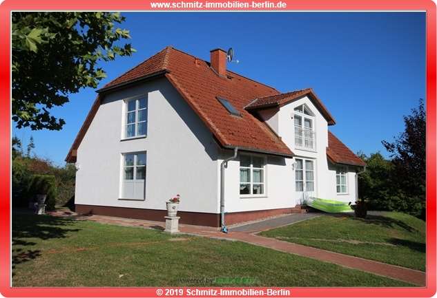 Your dream country house by the lake Your estate agent: Holger Schmitz…. Your dream country house by the lake Your estate agent: Holger Schmitz….