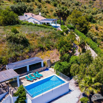Schöne Villa mit Vermietungslizenz