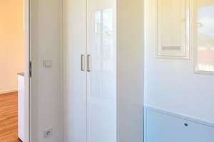 Große Dachgeschosswohnung nah Schloß Charlottenburg - 3 Zimmer am Mierendorffplatz – Osnabrücker Straße 27, 10589 Charlottenburg, Berlin – Vorschaubild 12