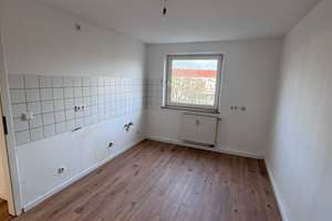 neu renovierte 2-Zi.-Whg. mit Balkon *  ruhige Lage * 52 m² – Feselenstr. 34, 85053 Südost, Ingolstadt – Vorschaubild 5