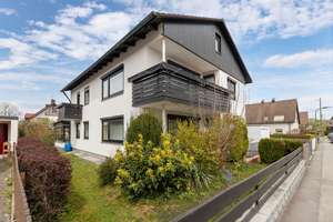 Großzügiges Dreifamilienhaus auf sonnigem Westgrundstück in absolut ruhiger Lage