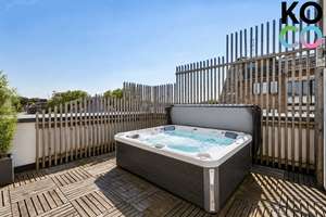 Exklusives Penthouse mit privatem Spa-Bereich, zwei Sonnenterrassen und Pool – Die vollständige Adresse der Immobilie erhältst du vom Anbieter., 40699 Erkrath – Vorschaubild 11