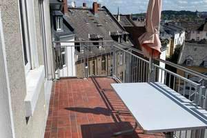 TOP!!! Über den Dächern, genialer Balkon!!! Aufzug!!! – Luxemburgstr. 4, 65189 Mitte, Wiesbaden – Vorschaubild 6