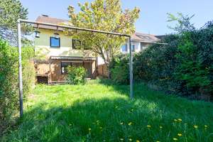 Familienfreundliches Reihenendhaus zum Gestalten, Leben und Wachsen in ruhiger Lage – Die vollständige Adresse der Immobilie erhältst du vom Anbieter., 90455 Kornburg, Worzeldorf, Nürnberg – Vorschaubild 44