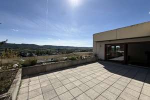4 Zimmer mit Aussicht - Terrasse, Wärmepumpe, Garage und Stellplatz inklusive – 71549 Auenwald – Vorschaubild 1