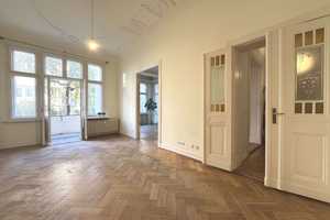 SCHÖNE, SEHR GROSSZÜGIGE 5-6 ZIM. ALTBAU-WHG. + BALKON UNWEIT MEYERINCKPLATZ – Berlin – Vorschaubild 7