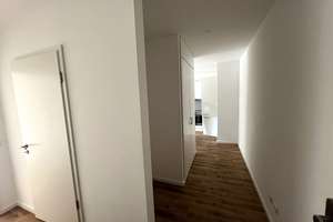 Wohnen im Schlossquartier! Drei Zimmer Wohnung in der Flämischen Str. 1 frei! – Flämische Str. 1, 24103 Altstadt, Kiel – Vorschaubild 3
