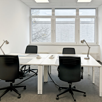 Privater Büroraum für 5 Person in HQ Dornhoffstrasse