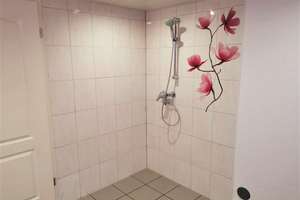 Großzügiges Wohnhaus mit hochwertiger Ausstattung und moderner PV-Anlage – Die vollständige Adresse der Immobilie erhältst du vom Anbieter., 94554 Moos – Vorschaubild 23