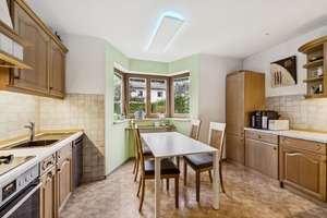 Property thumbnail 12