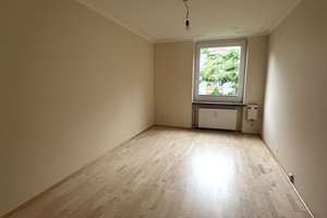 Schöne 4-Zimmerwohnung mit 2 Balkonen in Köln-Neubrück – Weismantelweg 12, 51109 Neubrück, Köln – Vorschaubild 9