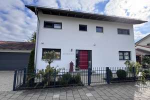 Luxuriöses Einfamilienhaus mit 7 Zimmern in Hilpoltstein – Am Falkenhorst 19, 91161 Hilpoltstein – Vorschaubild 2
