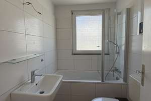 Helle 2-Zimmer Dachgeschosswohnung in Heisingen