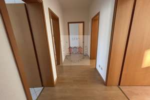 Attraktive Mietwohnung mit Balkon, Einbauküche und Stellplatz – Die vollständige Adresse der Immobilie erhältst du vom Anbieter., 9111 Zentrum, Chemnitz – Vorschaubild 8