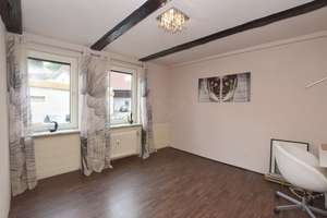 Wohnen im Erdgeschoss: Charmante 4-Zimmer-Wohnung mit überdachter Terrasse + eigenem Eingang. – Die vollständige Adresse der Immobilie erhältst du vom Anbieter., 38229 Gebhardshagen, Salzgitter – Vorschaubild 8