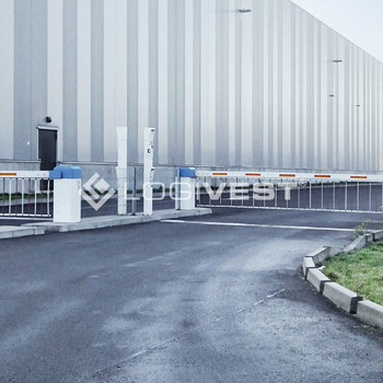 Entstehende Neubauhalle zur flexiblen Nutzung für Lager, Logistik und Produktion nahe der A6