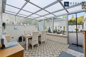 Freistehendes Einfamilienhaus mit drei Garagen und Wintergarten - Mehrgenerationenhaus geeignet! – Die vollständige Adresse der Immobilie erhältst du vom Anbieter., 52382 Niederzier – Vorschaubild 6