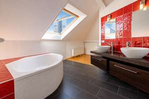 Elegante Altbau-Maisonette mit außergewöhnlichem Flair – Die vollständige Adresse der Immobilie erhältst du vom Anbieter., 60325 Westend-Süd, Frankfurt am Main – Vorschaubild 23
