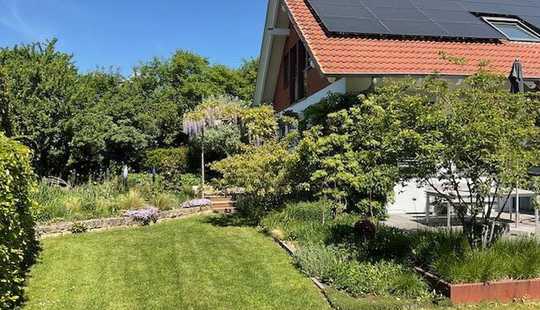 Bild von Einfamilienhaus - ruhige Lage - großzügig - modernisiert - provisionsfrei