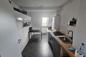 Nachmieter gesucht – Gemütliche 2-Zimmer DG-Wohnung mit EBK in Offenbach – Bieberer Straße 86, 63071 Mathildenschule, Offenbach am Main – Vorschaubild 3