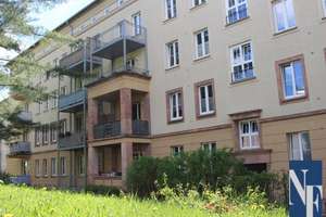Zentrumsnahe Wohnung mit Balkon, optisch ansprechend inklusive Bodenkammer – Reitbahnstr 35, 9111 Zentrum, Chemnitz – Vorschaubild 1