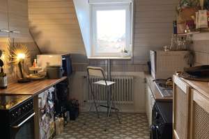 Gemütliche 2Zi-DG-Wohnung – Die vollständige Adresse der Immobilie erhältst du vom Anbieter., 76131 Innenstadt-Ost, Karlsruhe – Vorschaubild 4