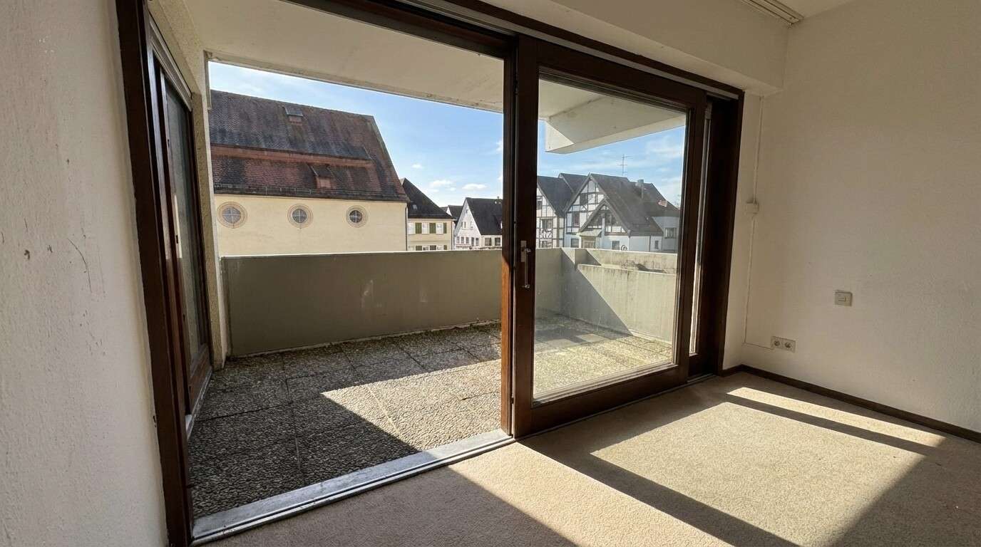 Immobilie in Schrozberg - LEBENSPULS MARKTPLATZ: IHR NEUES ZUHAUSE MIT WEITBLICK UND KOMFORT - Bild 2