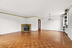 Großzügiges Mehrgenerationenhaus mit Garage in guter und ruhiger Lage von Tonndorf. – Die vollständige Adresse der Immobilie erhältst du vom Anbieter., 22045 Tonndorf, Hamburg – Vorschaubild 3