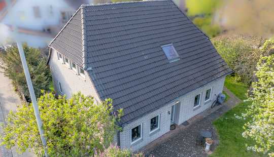 Bild von Freistehendes Einfamilienhaus mit großem Garten in Misburg-Nord – mit Potenzial
