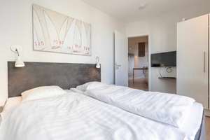 Ostseefeeling pur – Kamin, Sauna & Meerblick!
Traumhafte Ferienwohnung am Yachthafen Priwall – 23570 Travemünde, Lübeck – Vorschaubild 20