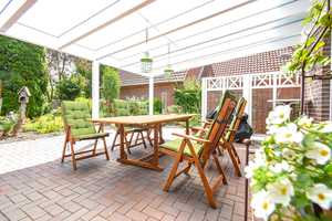 *** Traumhafter Garten mit Traumhaus ***
Eltern und Kinder werden dieses Haus lieben – Leer (Kreis) – Vorschaubild 95