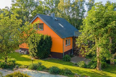 Einfamilienhaus mit Keller, Wintergarten, Sauna, Tiefgarage in Beeskow - Am Wald & nahe der Spree!
