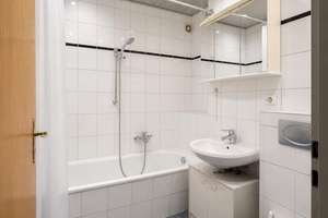 Wohnen in Bestlage - Helle 3 Zimmer-Wohnung mit Balkon & Garage in Augsburg-Haunstetten – Die vollständige Adresse der Immobilie erhältst du vom Anbieter., 86179 Haunstetten-West, Augsburg – Vorschaubild 6