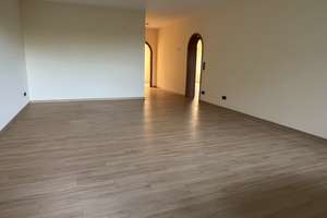 N`hausen (ruhig, Nähe Ortsmitte): Freie 3,5-Zi.-ETW (EG) mit großem Balkon und KFZ-Stellplatz! – Kreuzweg 2c, 65527 Niedernhausen – Vorschaubild 7