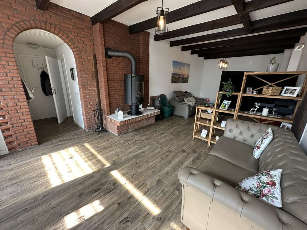 Immobilie in Ostrhauderfehn - Tolles Einfamilienhaus mit Einlieger- und Obergeschosswohnung im Herzen von Ostrhauderfehn! - Bild 7