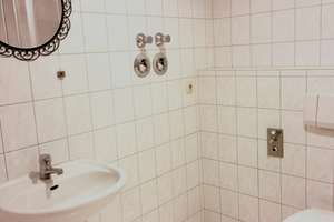 1 R.Whg. Chemnitz Kaßberg , Lift, lichtdurchflutet, Laminat, Bad mit Dusche, Küche mit Fenster, – Franz-Mehring-Straße 2, 9112 Kaßberg, Chemnitz – Vorschaubild 14