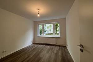 Tolle 2,5 Wohnung. Zwischen Kieler Hörn, Brook und Langsee. – Preetzer Straße 51, 24143 Gaarden-Ost, Kiel – Vorschaubild 8