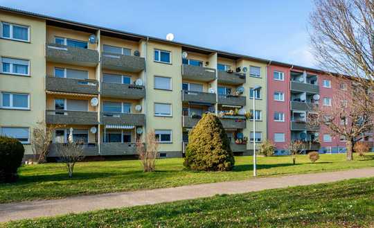 CHARMANTE 3-ZIMMERWOHNUNG: mit Balkon und Garage in Durmersheim