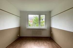 Beliebte Eigentumswohnung mit Loggia in Kiel-Projensdorf! – Charles-Roß-Ring 66, 24106 Wik, Kiel – Vorschaubild 20