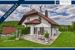 Charmantes Ein-/ Zwei-/ Dreifamilienhaus mit zauberhaftem Garten und herrlichem Weitblick – Die vollständige Adresse der Immobilie erhältst du vom Anbieter., 97450 Arnstein – Vorschaubild 1