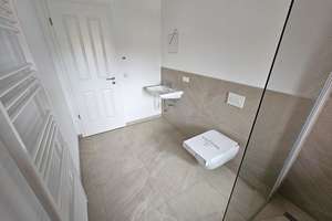 Wohnen im Denkmal - 2 Zimmer, Balkon, Parkett, modernes Bad, Fußbodenheizung & Stellplatz – Alte Diamant Brauerei 4, 39124 Neue Neustadt, Magdeburg – Vorschaubild 2
