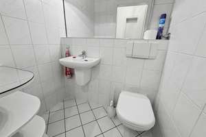 Geräumige 3-Zimmer-Eigentumswohnung mit zwei Loggien in Duisburg-Homberg – Die vollständige Adresse der Immobilie erhältst du vom Anbieter., 47198 Hochheide, Duisburg – Vorschaubild 12