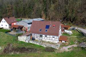 Charmantes Anwesen in einzigartiger Lage sucht Liebhaber! - FALC Immobilien Öhringen – Die vollständige Adresse der Immobilie erhältst du vom Anbieter., 74629 Pfedelbach – Vorschaubild 18