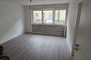 Tolle renovierte EG Whg ohne Balkon mit EBK – 76137 Südstadt, Karlsruhe – Vorschaubild 2