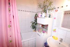 Schöne, ruhig gelegene 2- Zi-Wohnung Köln Holweide mit Balkon und Gartennutzung – Burgwiesenstr. 26, 51067 Holweide, Köln – Vorschaubild 7