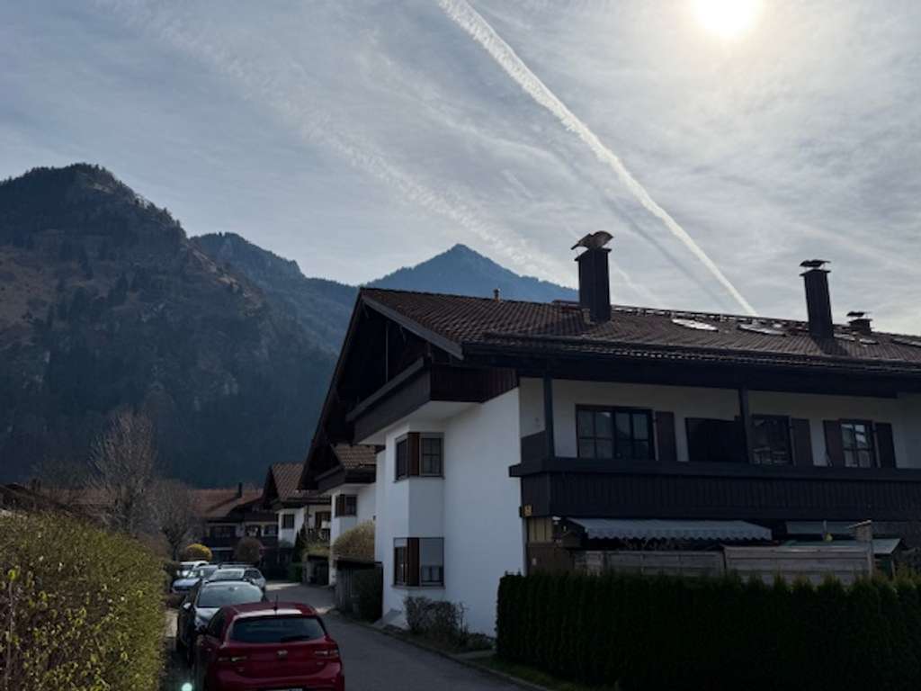 Immobilie in Marquartstein - Wohnen auf zwei Ebenen – Ihr Rückzugsort in den Bergen wartet - Bild 1