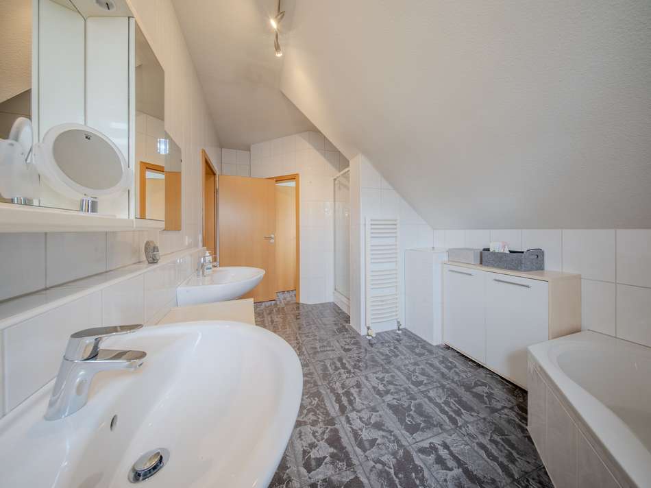 J.Paul.Immobilien.Schafgarten.