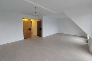 Wohnen mit Charakter: Modernisierte (Anfang 2024) Maisonette Wohnung in Köln Rath-heumAr – Rather Mauspfad 51, 51107 Rath/Heumar, Köln – Vorschaubild 21
